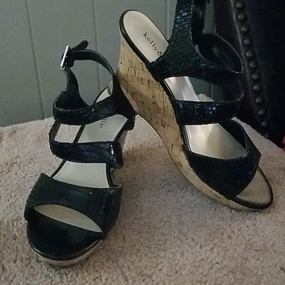 Kelly and Katie size 7.5 sandals
